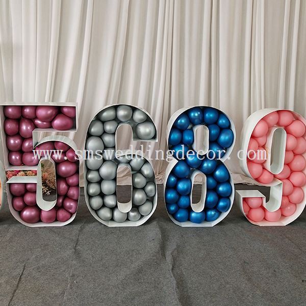 balloon mosaic number frame 5